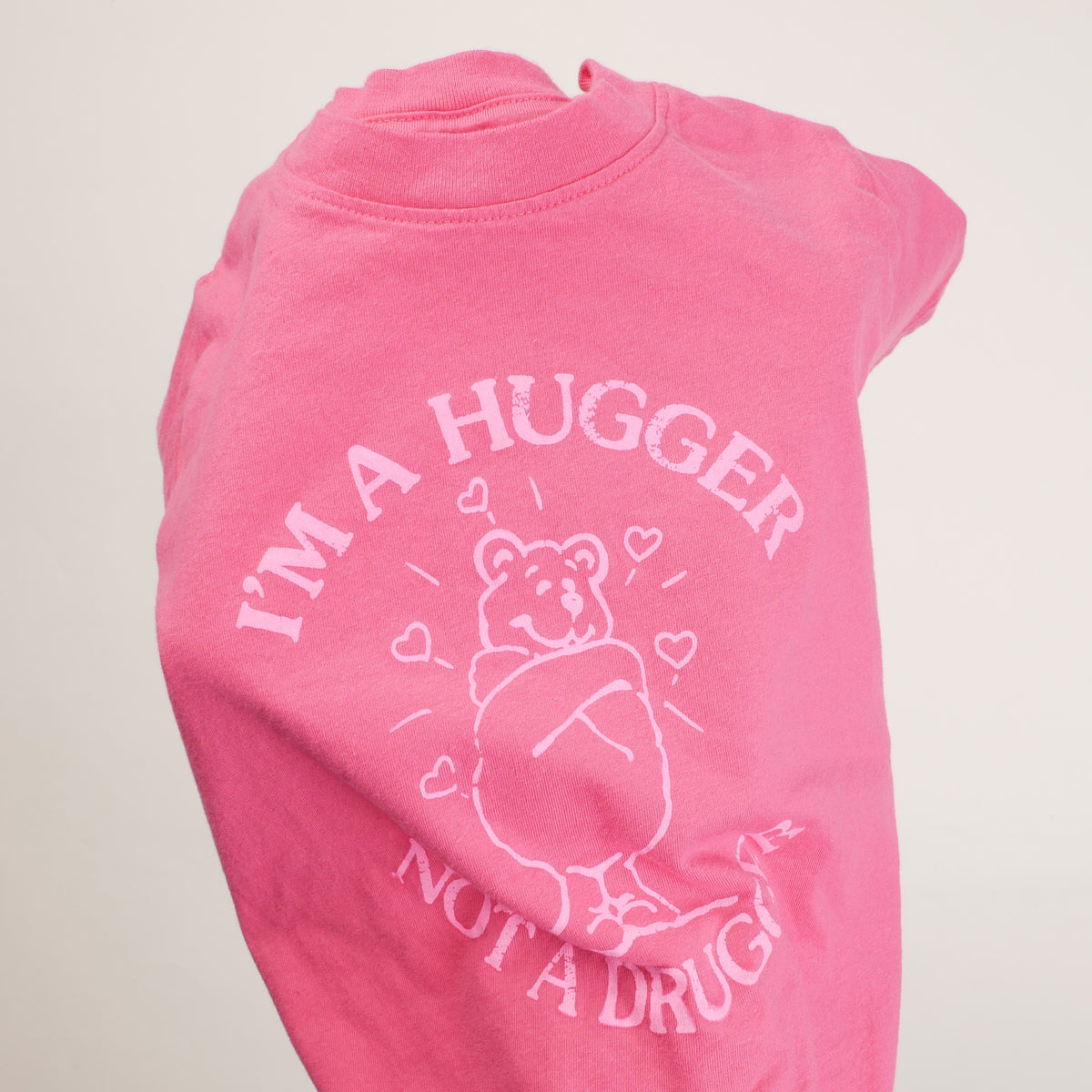I'm A Hugger Not A Drugger Kids T-Shirt - YXS